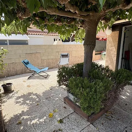 Pavillon Avec Grande Terrasse, Climatisation Et Piscine Collective Gn100-010 *